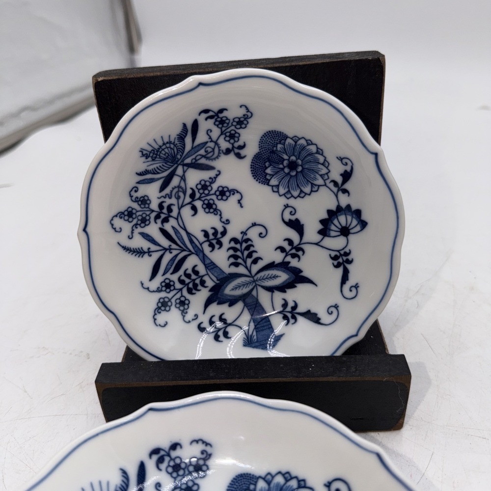 Vintage Blue Danube 3 Saucers & 1 Fruit Bowl  Ribbon Banner 50's Blue Onion